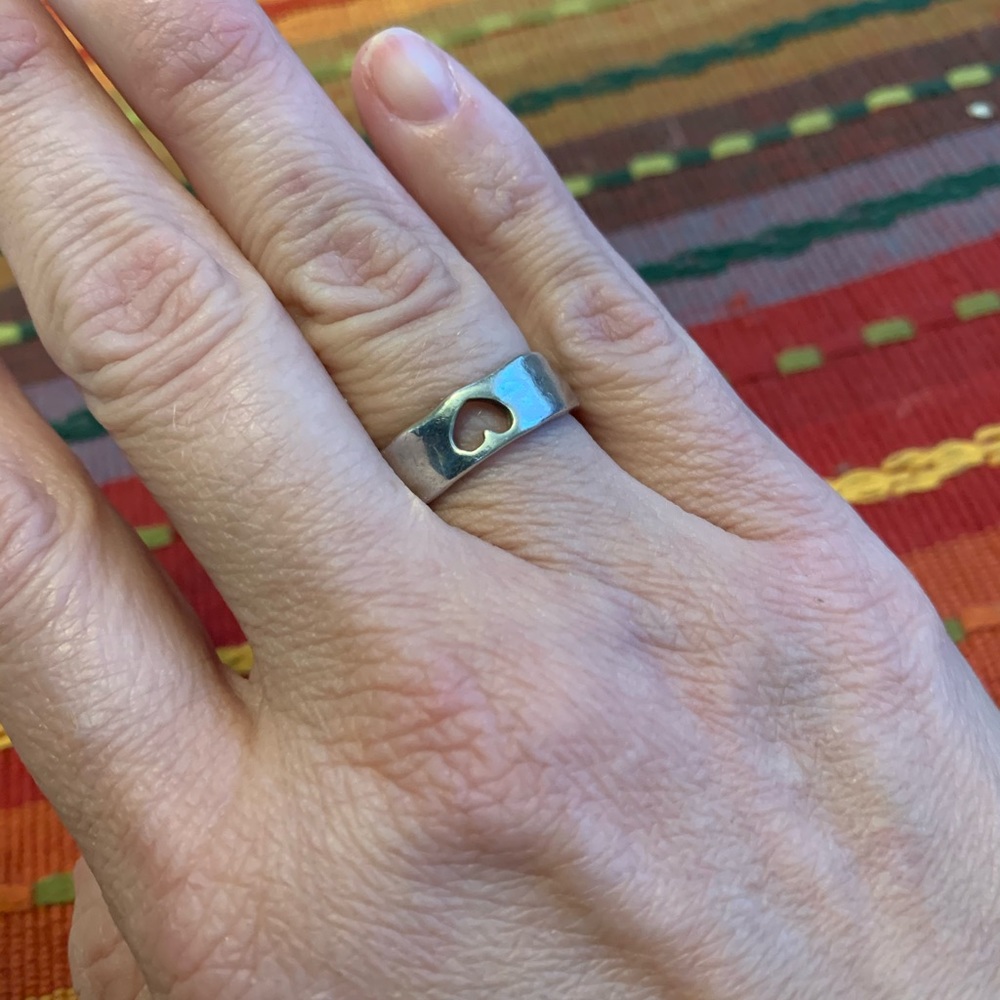 Heart Ring - Picture 2 of 3